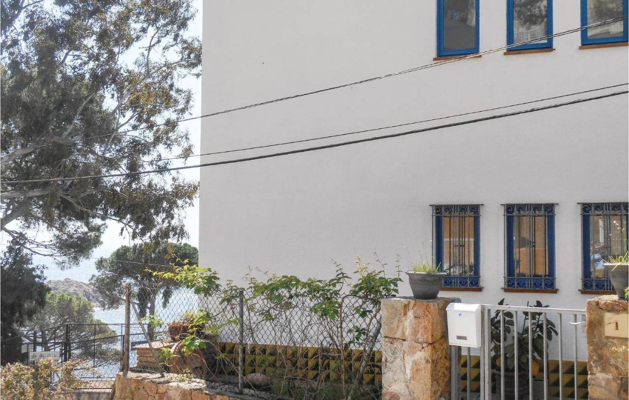 2 Bedroom Amazing Apartment In Tossa De Mar Exterior photo