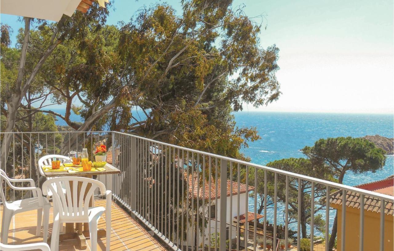 2 Bedroom Amazing Apartment In Tossa De Mar Exterior photo